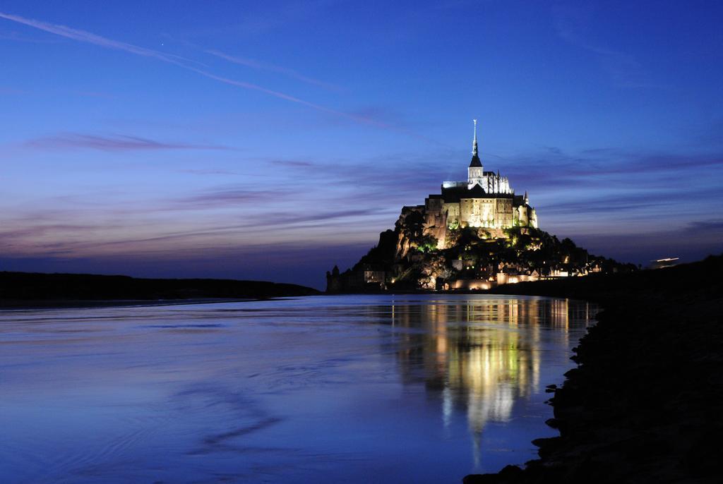 Hotel Le Gue Du Holme Saint-Quentin-sur-le-Homme 외부 사진