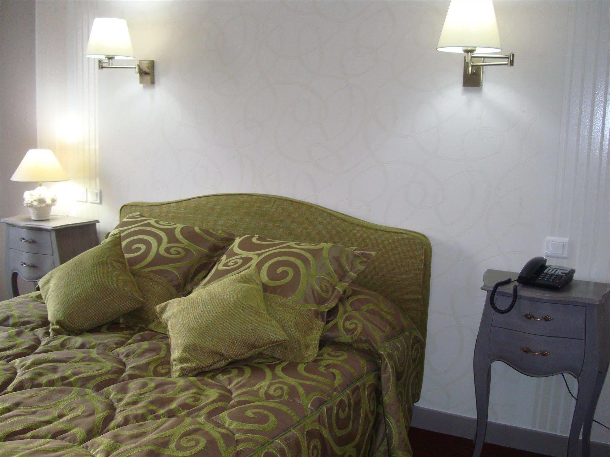 Hotel Le Gue Du Holme Saint-Quentin-sur-le-Homme 외부 사진