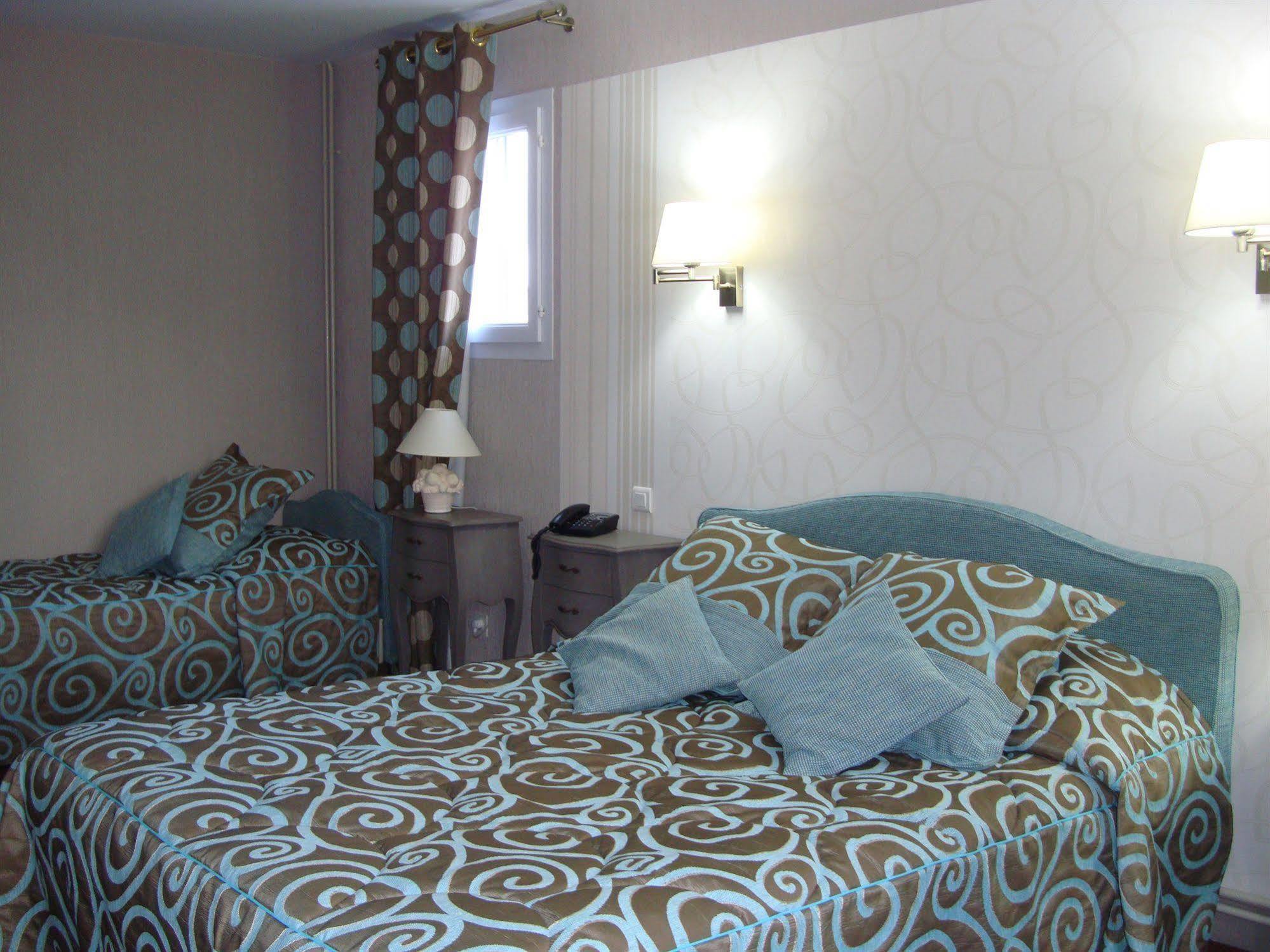 Hotel Le Gue Du Holme Saint-Quentin-sur-le-Homme 외부 사진