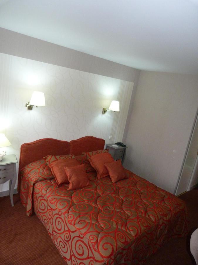 Hotel Le Gue Du Holme Saint-Quentin-sur-le-Homme 객실 사진